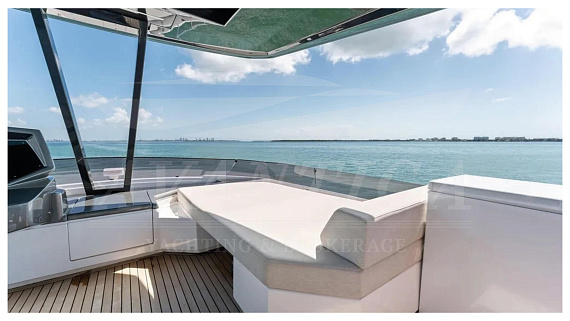 Яхта Ferretti 780 2023 2