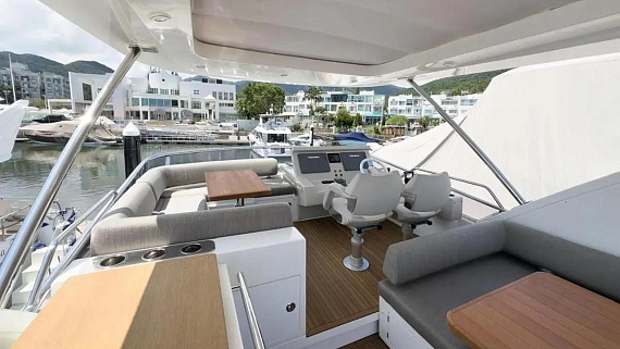 Яхта Azimut 66 2017 3