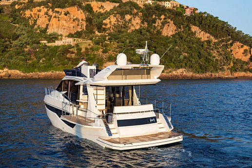 Galeon 460 FLY