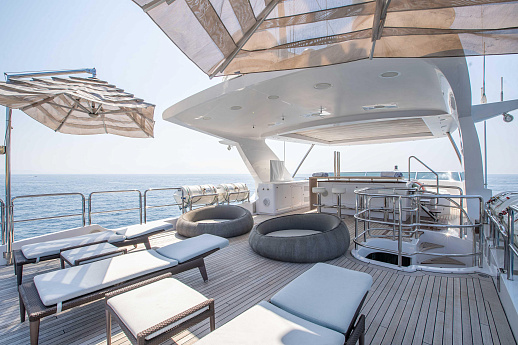 Яхта Benetti 121 2015 15