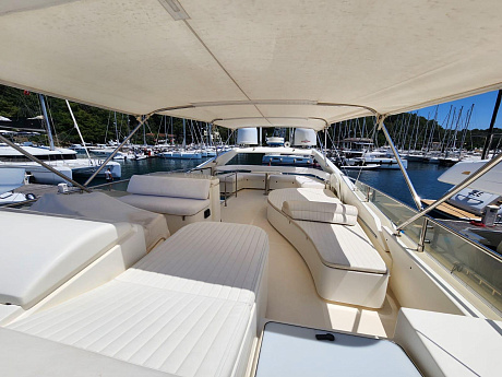 Яхта Ferretti 590 2004 13
