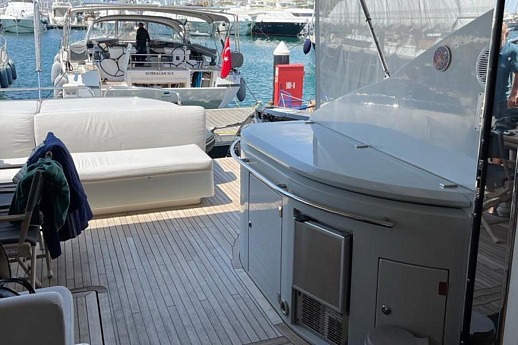 Яхта Sunseeker Predator 74 2010 7