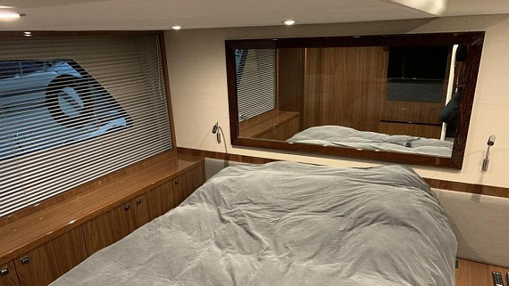 Яхта Princess V52 2014 11