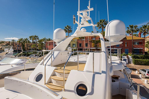 Яхта Benetti Tradition 100 2010 3