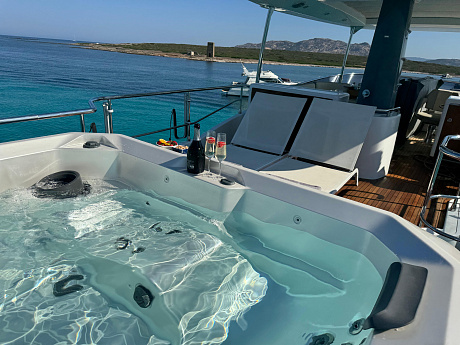 Яхта Azimut Magellano 66 2017 15