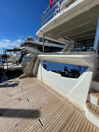 Яхта Absolute 62 Fly 2019 2