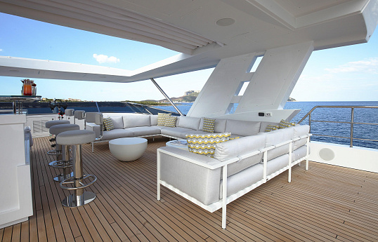 Яхта Benetti Veloce 140 2017 14
