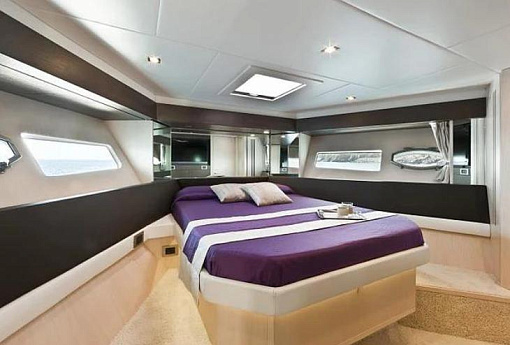 Яхта Absolute 53 Fly 2014 7