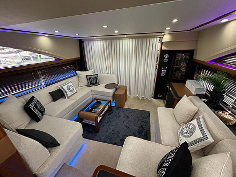 Яхта Princess 62 Flybridge 2010 6