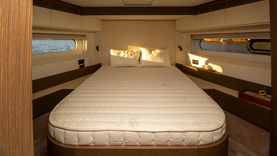 Яхта Azimut Magellano 66 2024 13