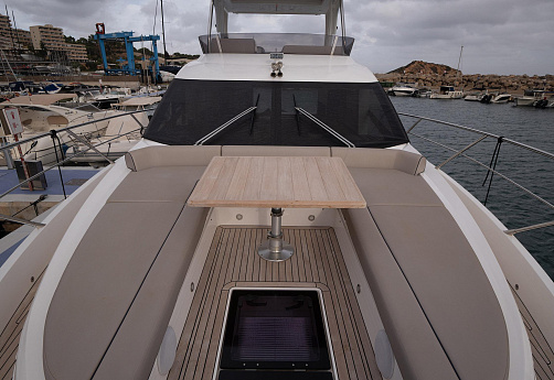 Яхта Sunseeker Manhattan 55 2022 9