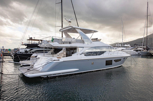 Яхта Azimut 66 2021 1