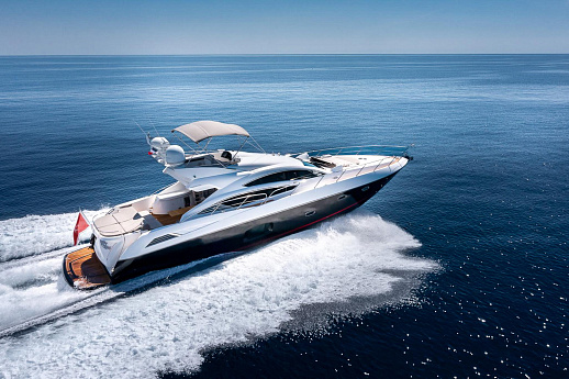 Яхта Sunseeker Predator 74 2011 1