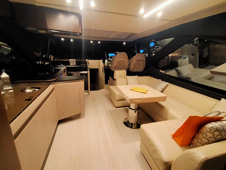 Яхта Azimut S6 2023 8