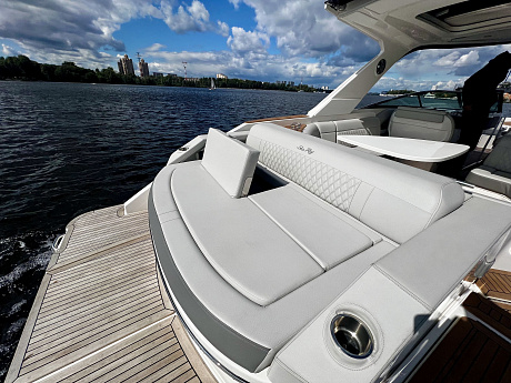 Яхта Sea Ray 310 SLX 2024 7
