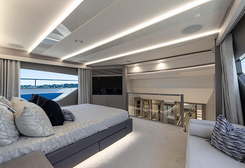 Яхта Sunseeker 95 2018 15