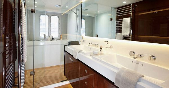 Яхта Princess 72 Motor Yacht 2013 8