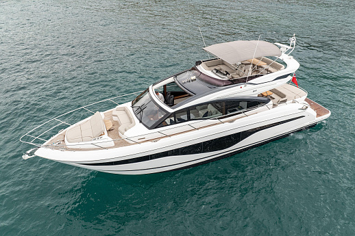 Яхта Princess S62 2023 10