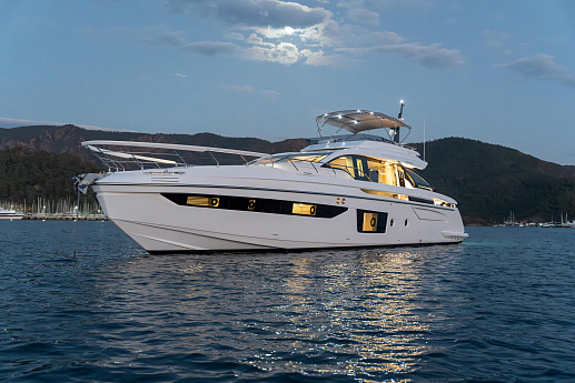 Яхта Azimut S8 2024 2