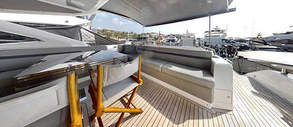 Яхта Sunseeker Predator 74 XPS 2022 8