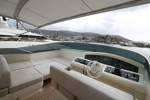 Яхта Azimut 100 Leonardo 2010 11