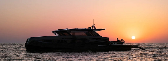 BRABUS и Sunreef Yachts представили роскошный катамаран BRABUS ULTIMA 55