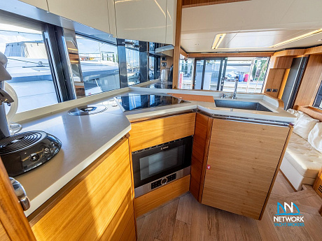 Яхта Absolute NAVETTA 58 2017 11