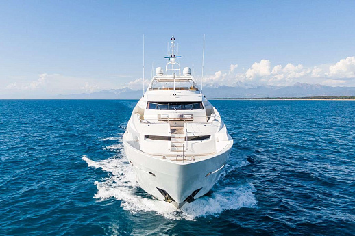 Яхта Sunseeker 131 2014 2