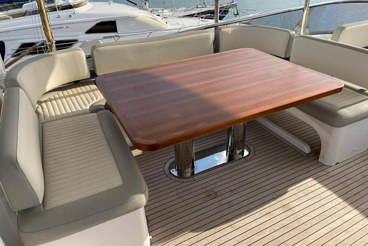 Яхта Azimut Magellano 66 2019 6