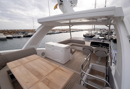 Яхта Sunseeker Manhattan 55 2022 1