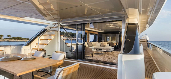 Яхта Ferretti 920 2021 11