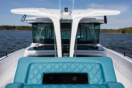 Яхта Axopar 37 XC Cross Cabin  7
