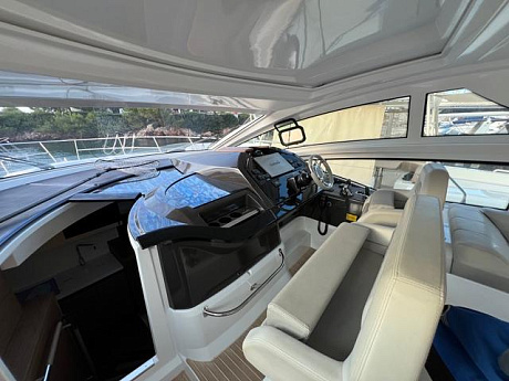 Яхта Beneteau Gran Turismo 46 2019 10