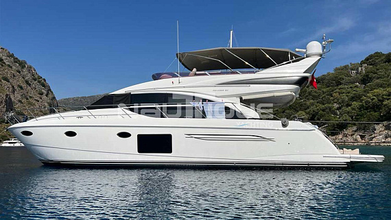 Яхта Princess 60 2016 1