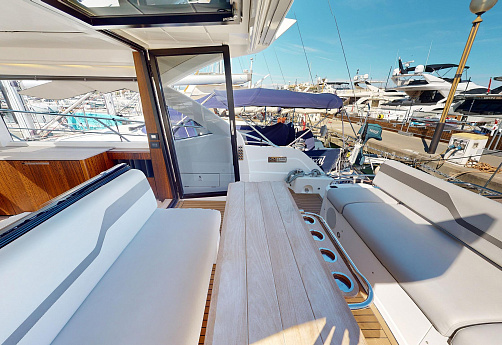 Яхта Sunseeker Predator 55 EVO 2021 5
