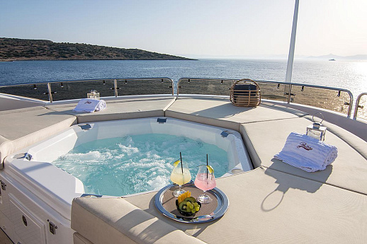 Яхта Sunseeker 40 2011 14
