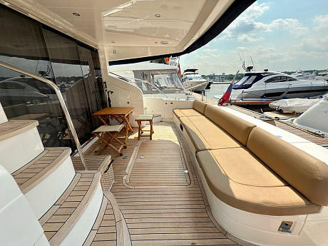 Яхта Princess 62 2008 4