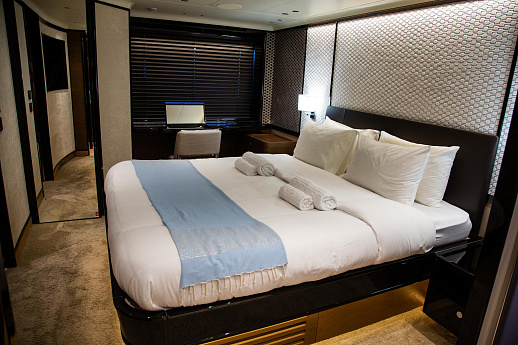 Яхта Absolute Navetta 68 2021 13