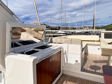 Яхта Azimut 66 FLY 2016 10