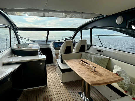 Яхта Princess V48 Open 2015 2