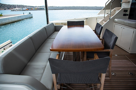 Яхта Absolute Navetta 68 2021 3