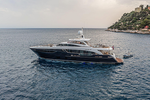 Яхта Princess 35M 2018 3