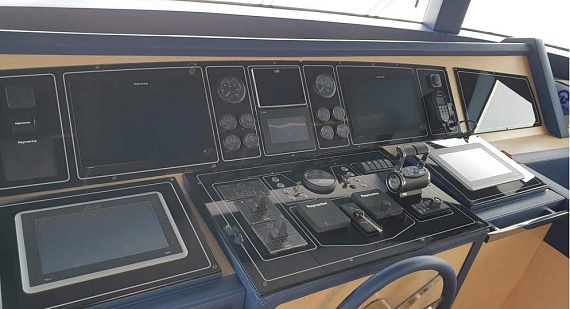 Яхта Benetti Delfino 93 2013 15
