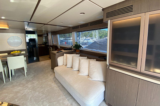 Яхта Azimut Magellano 66 2025 15