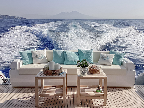 Ferretti 720 yacht 2022 3