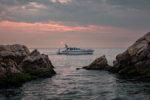 Катера Axopar 38 XC Cross Cabin  6