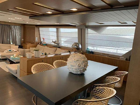 Яхта Ferretti Custom Line 100 2011 6