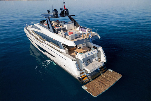 Яхта Ferretti 780 2021 5