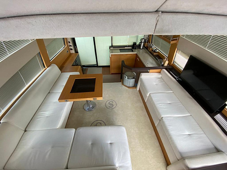 Яхта Fairline Squadron 50 2013 8