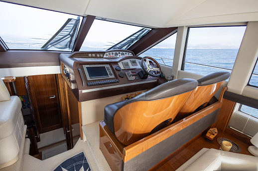 Яхта Princess 50 2012 10